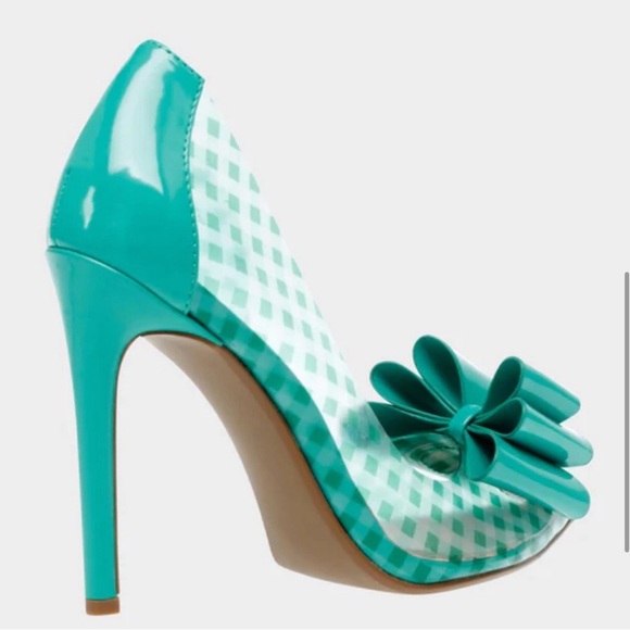 Betsy Johnson- Prince P- Turquoise Heels - Picture 1 of 4